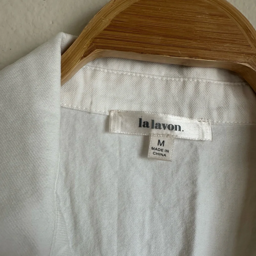 La Lavon Embroidered Sleeveless Dress - Picture 2 of 12